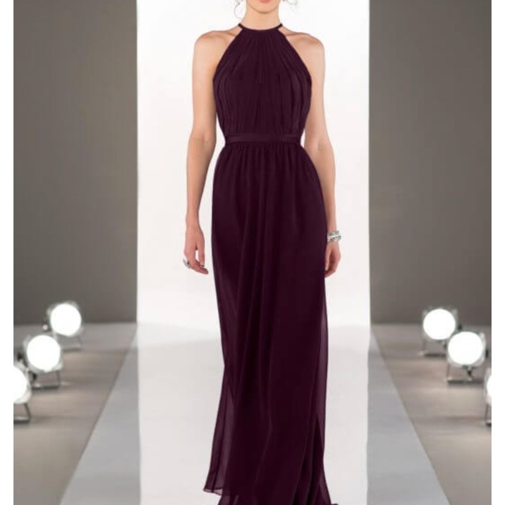 Floorlength aubergine bridesmaid dress